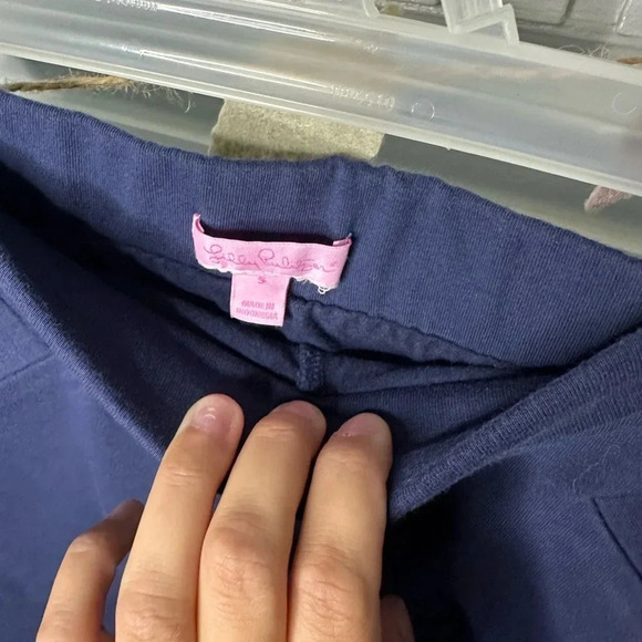 Lilly Pulitzer Madison skort in true navy size S built in shorts - Picture 2 of 4